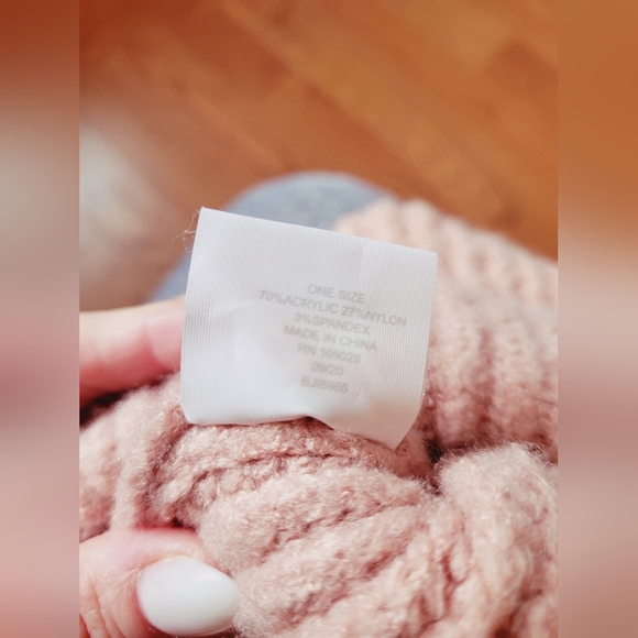 C&C Winter Toque with Pom Pom - Picture 5 of 5